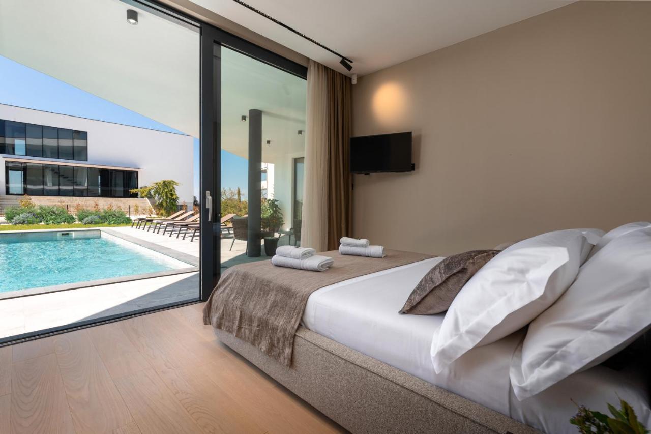 Luxury Villa Aruna Pula Exterior photo