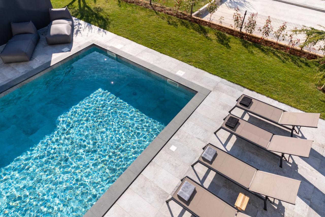 Luxury Villa Aruna Pula Exterior photo