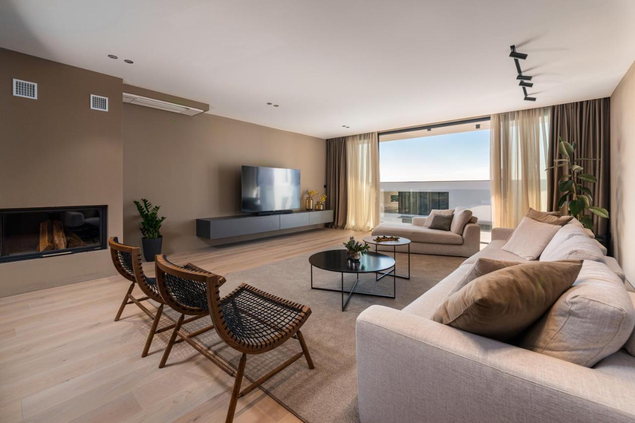 Luxury Villa Aruna Pula Exterior photo